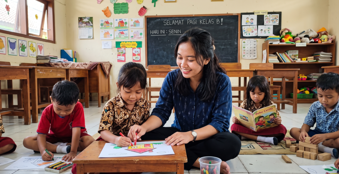 berapa gaji guru paud seharusnya